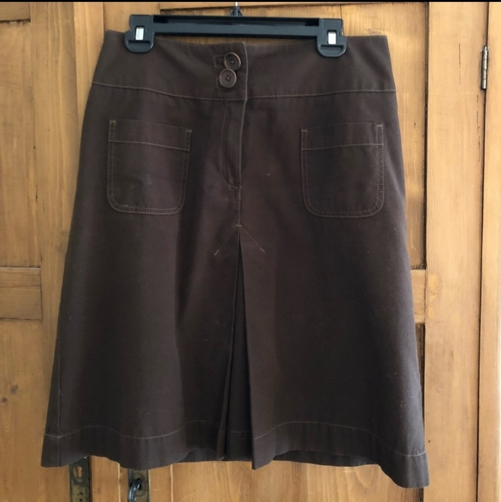 EUC Boden skirt with front pockets & kick pleat